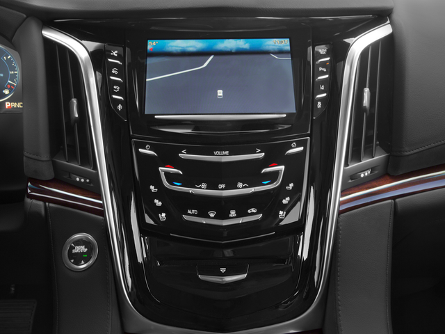 2015 Cadillac Escalade Luxury photo 4