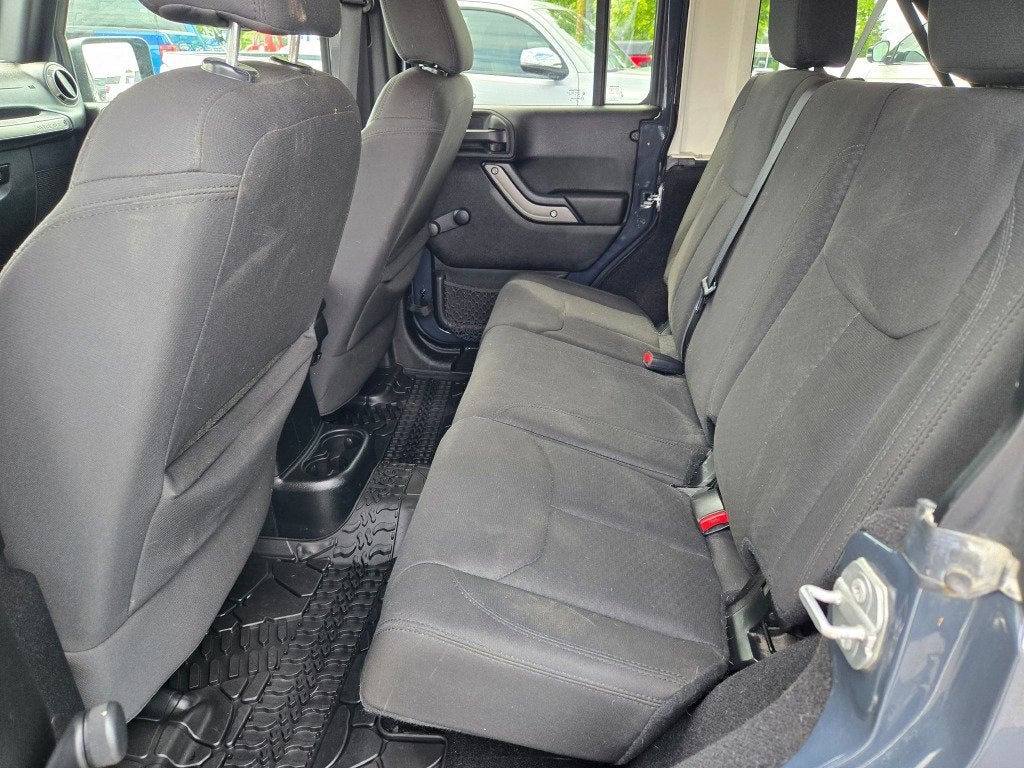 2017 Jeep Wrangler Unlimited Willys