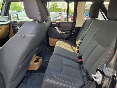 2015 Jeep Wrangler Unlimited Sahara