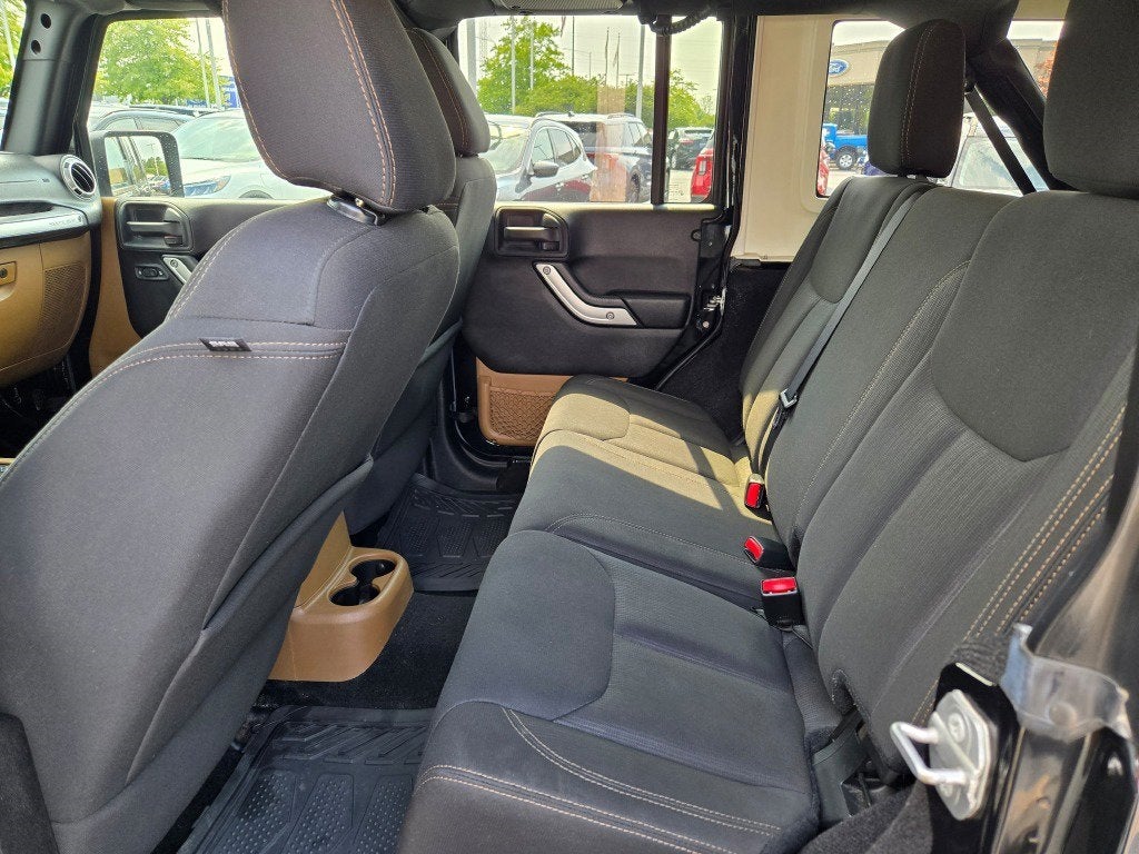 2015 Jeep Wrangler Unlimited Sahara