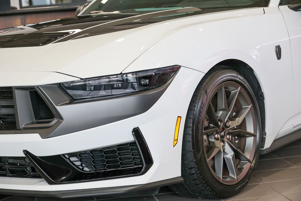 2025 Ford Mustang Dark Horse