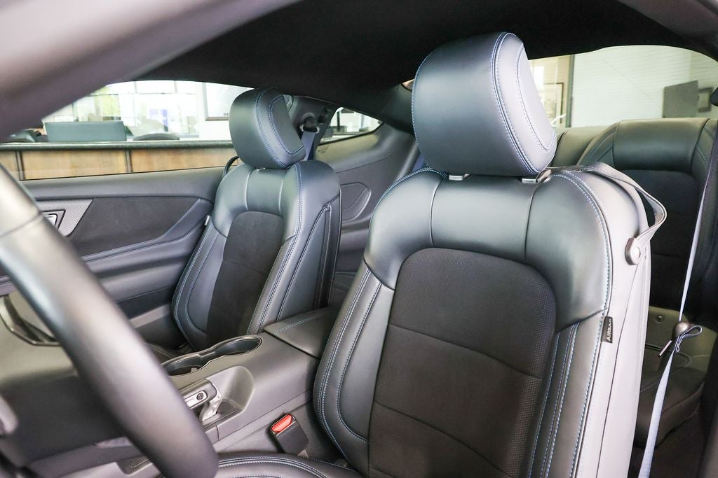 2025 Ford Mustang Dark Horse