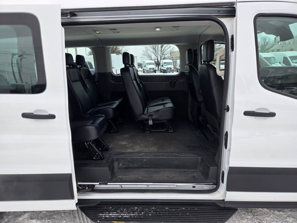 2022 Ford Transit-350 XL
