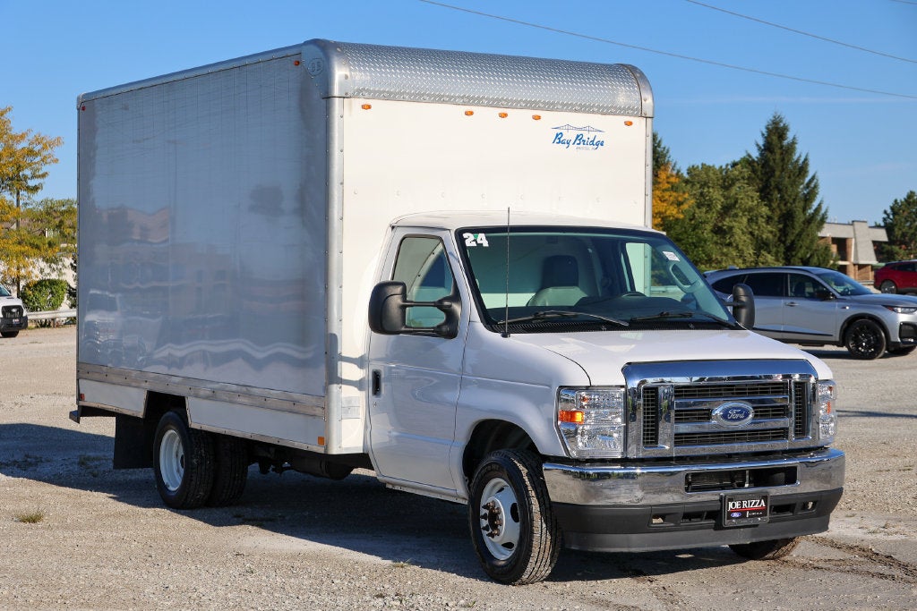 2024 Ford E-350SD Base Cutaway