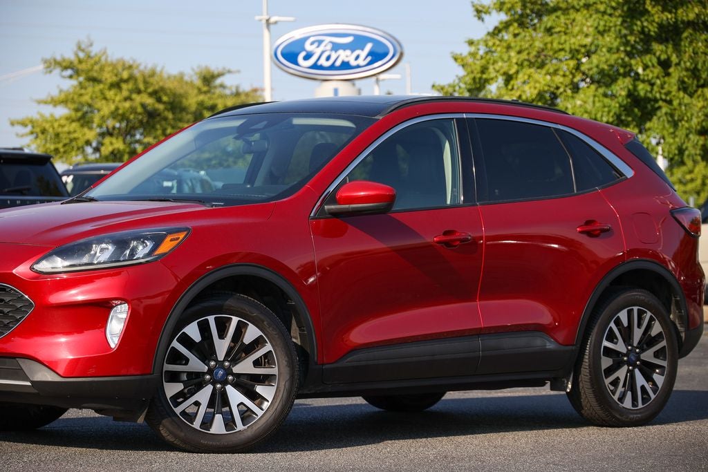 2020 Ford Escape SEL