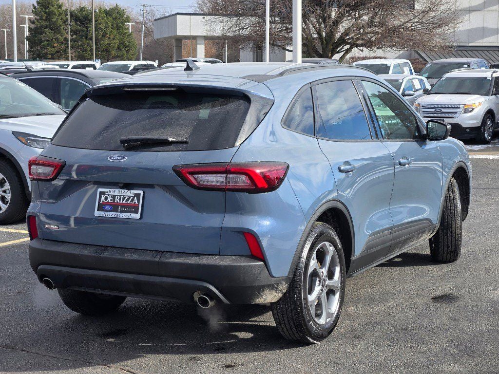 2025 Ford Escape ST-Line