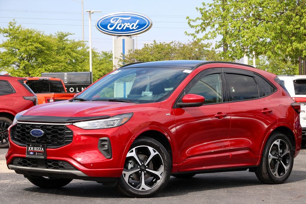 2025 Ford Escape ST-Line Elite