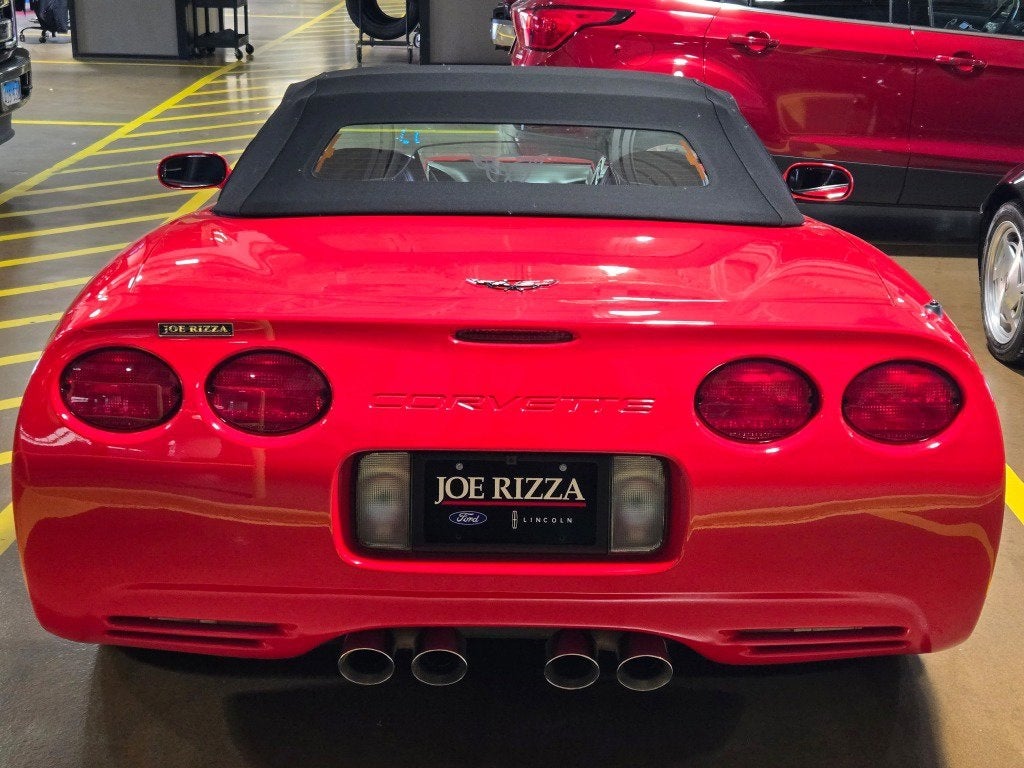 2002 Chevrolet Corvette Base