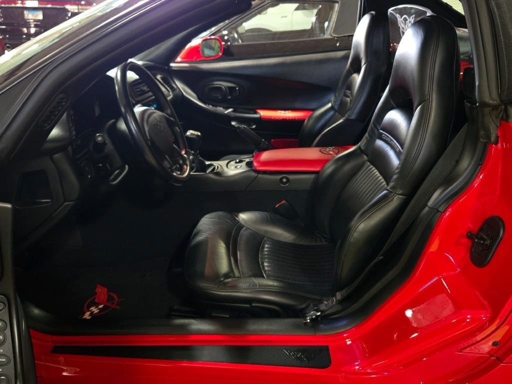 2002 Chevrolet Corvette Base