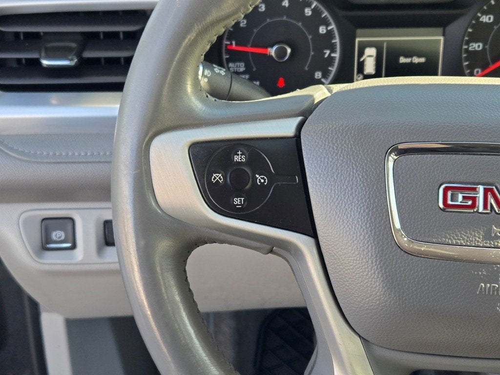 2017 GMC Acadia SLE-2