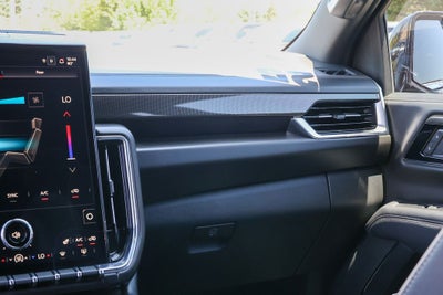 2025 GMC Yukon Elevation