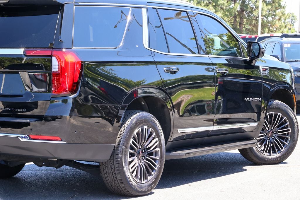 2025 GMC Yukon Elevation