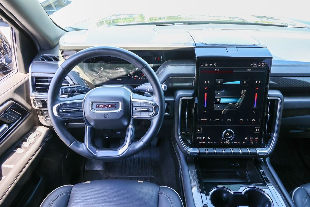 2025 GMC Yukon Elevation