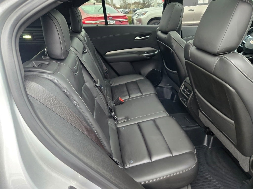 2021 Cadillac XT4 Premium Luxury