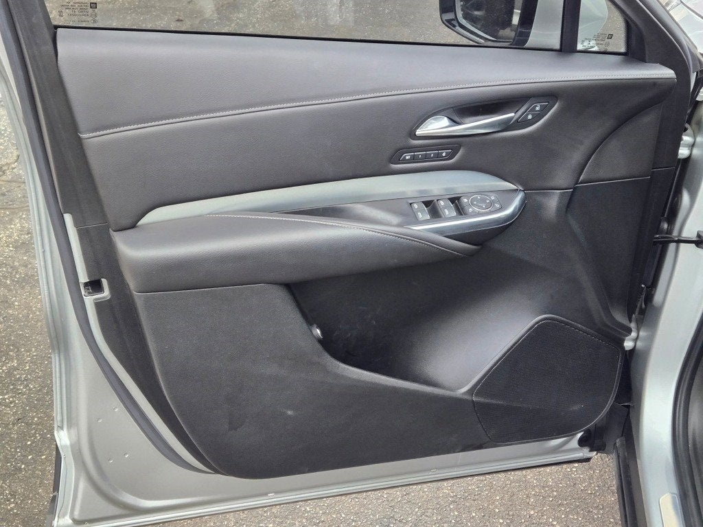 2021 Cadillac XT4 Premium Luxury