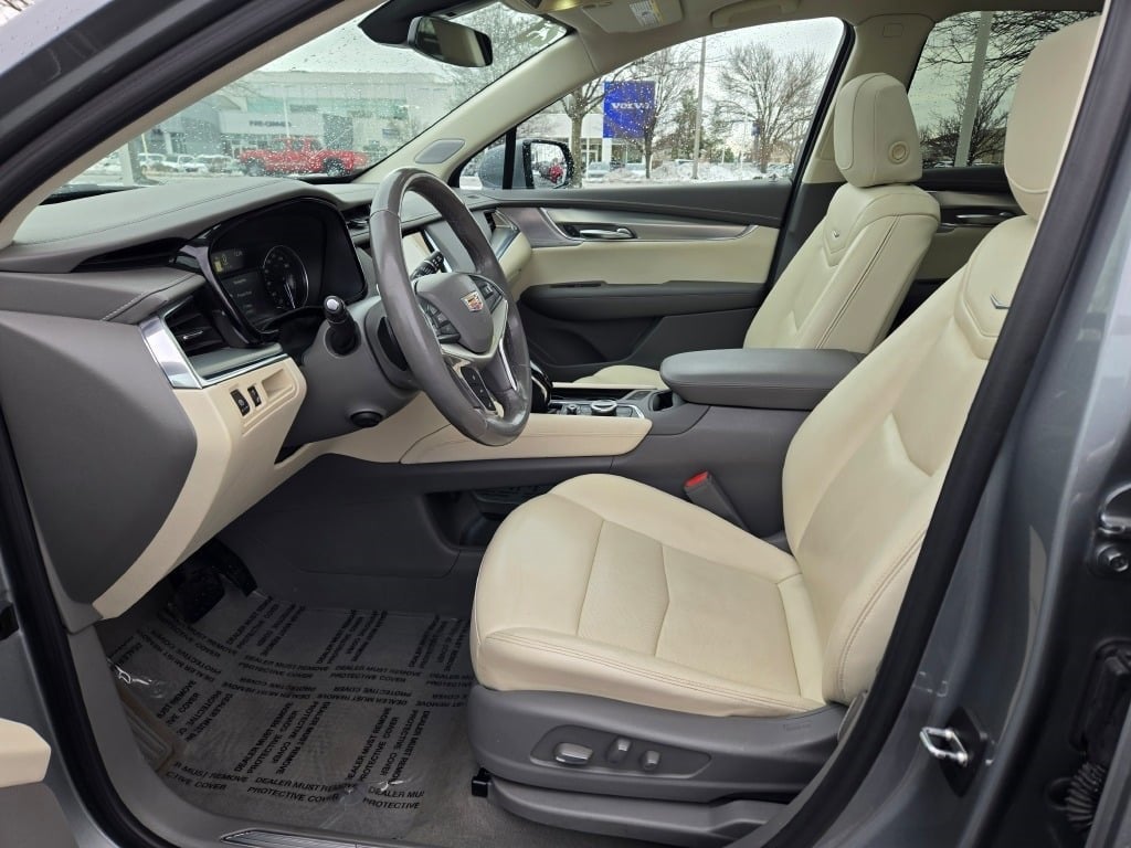 2023 Cadillac XT5 Premium Luxury