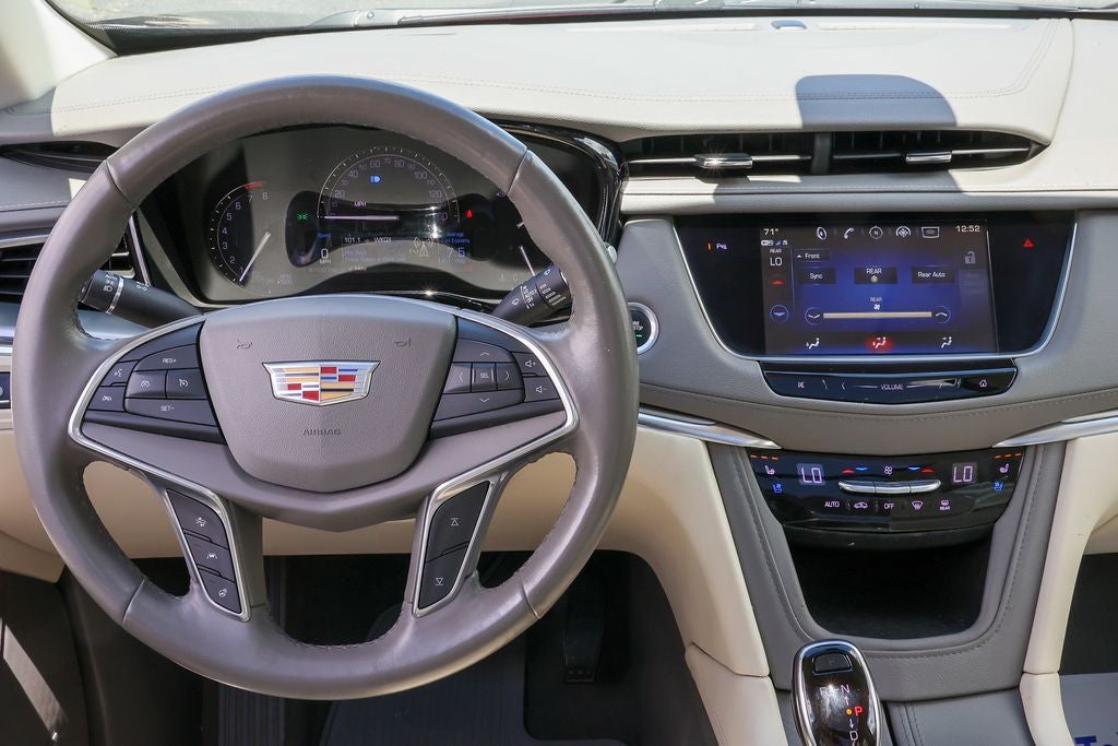 2019 Cadillac XT5 Premium Luxury