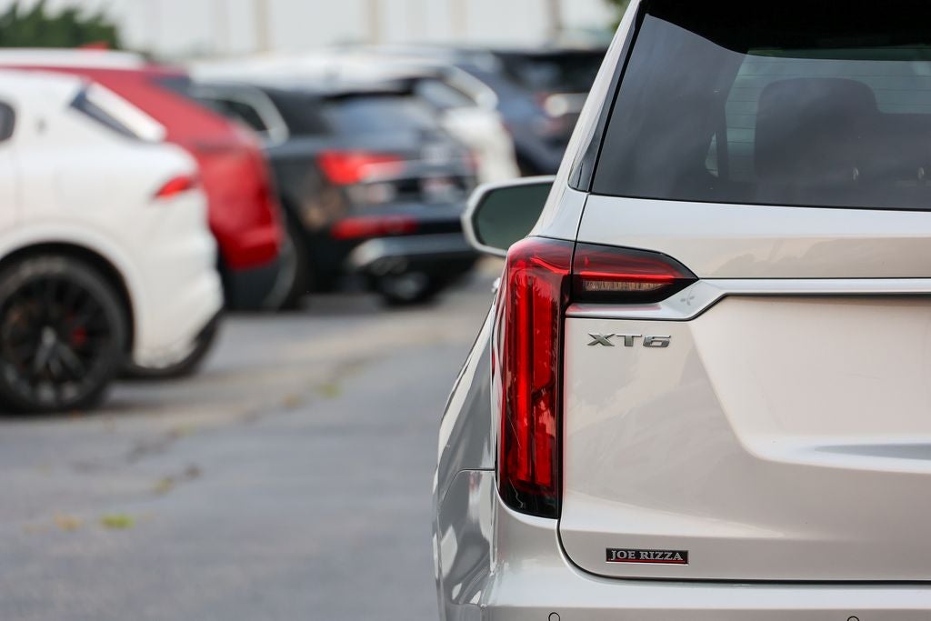 2020 Cadillac XT6 Premium Luxury