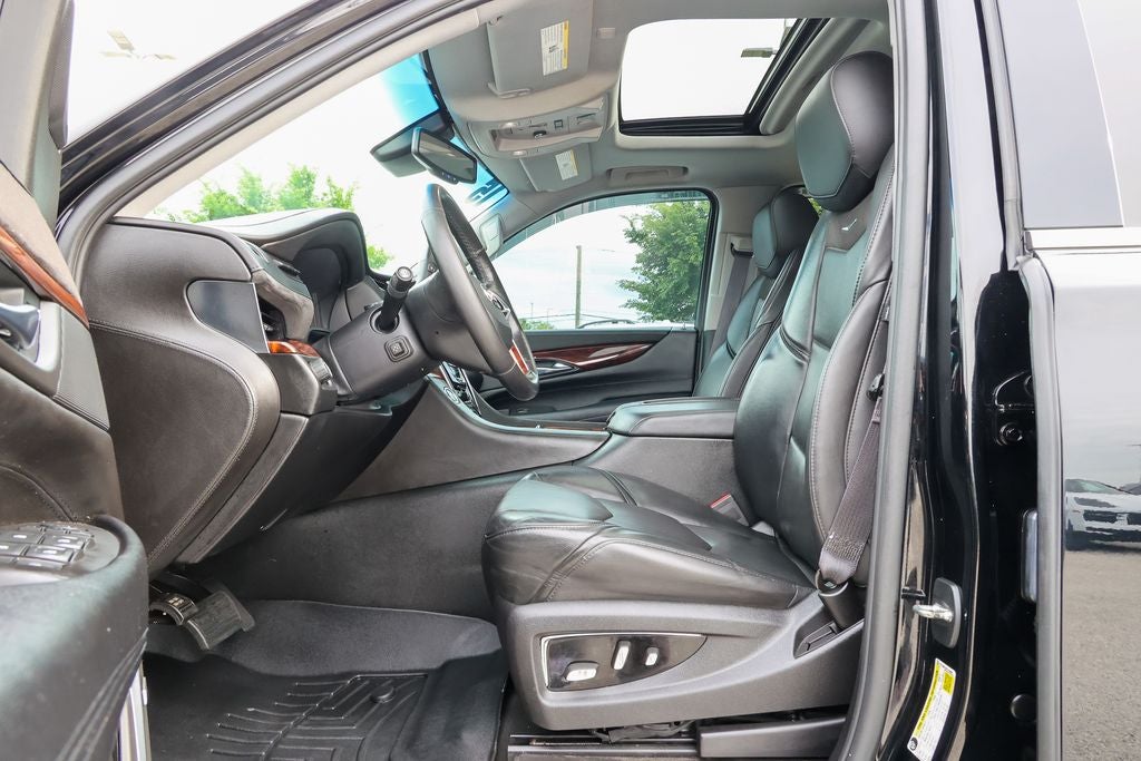 2015 Cadillac Escalade Luxury