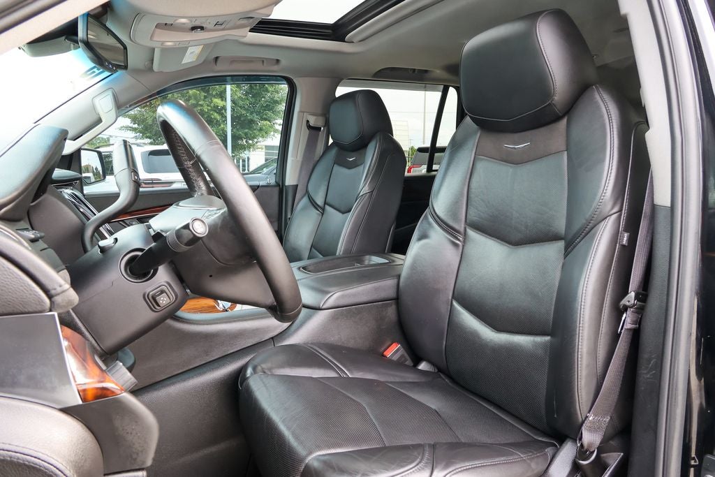 2015 Cadillac Escalade Luxury