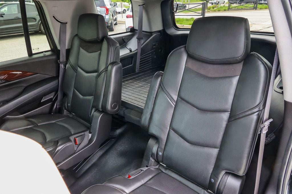 2015 Cadillac Escalade Luxury