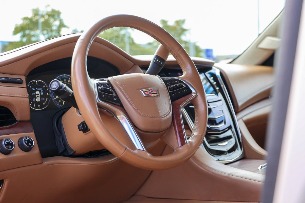 2015 Cadillac Escalade Platinum Edition