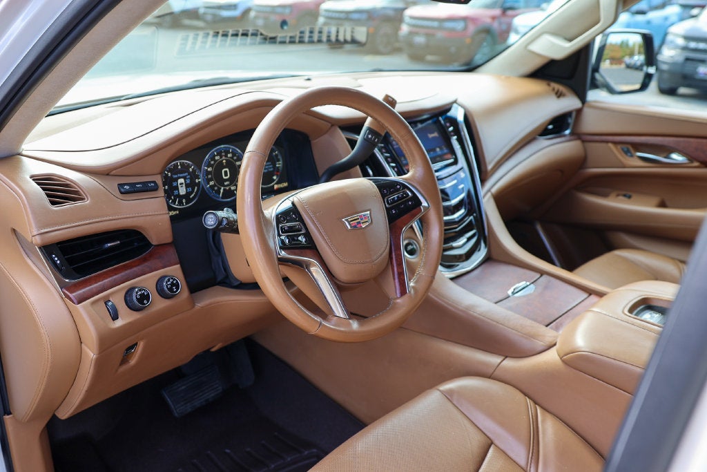 2015 Cadillac Escalade Platinum Edition