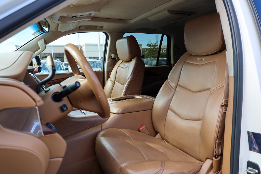 2015 Cadillac Escalade Platinum Edition