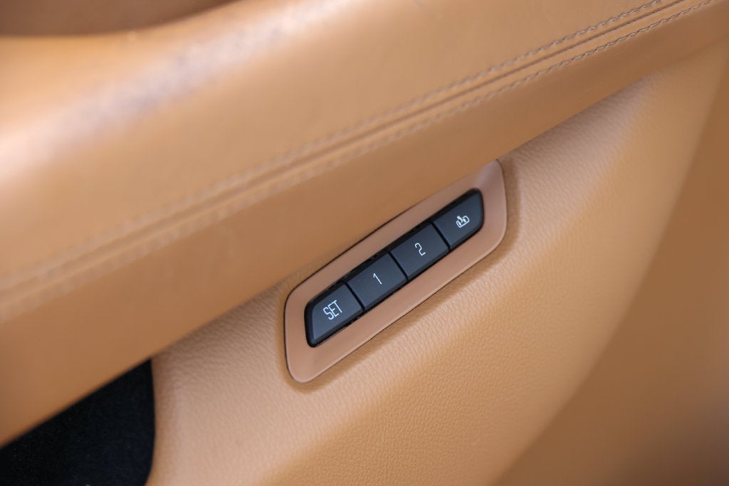 2015 Cadillac Escalade Platinum Edition