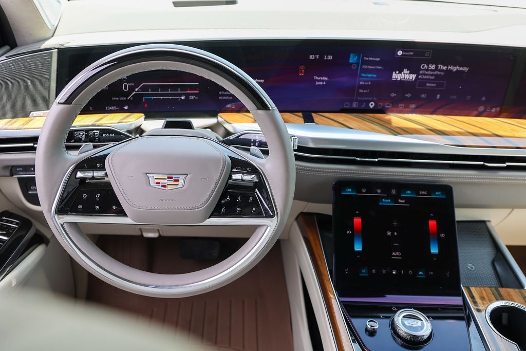 2025 Cadillac Escalade Premium Luxury Platinum