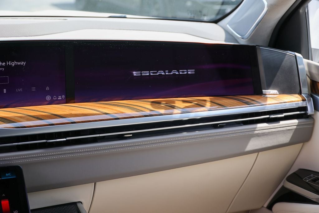 2025 Cadillac Escalade Premium Luxury Platinum