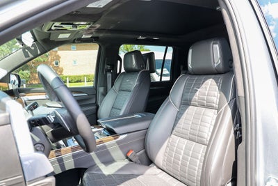 2025 Cadillac Escalade ESV Premium Luxury Platinum