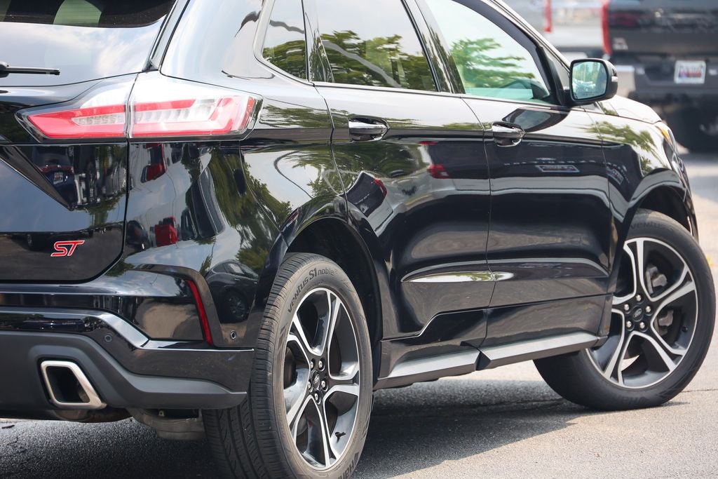 2024 Ford Edge ST