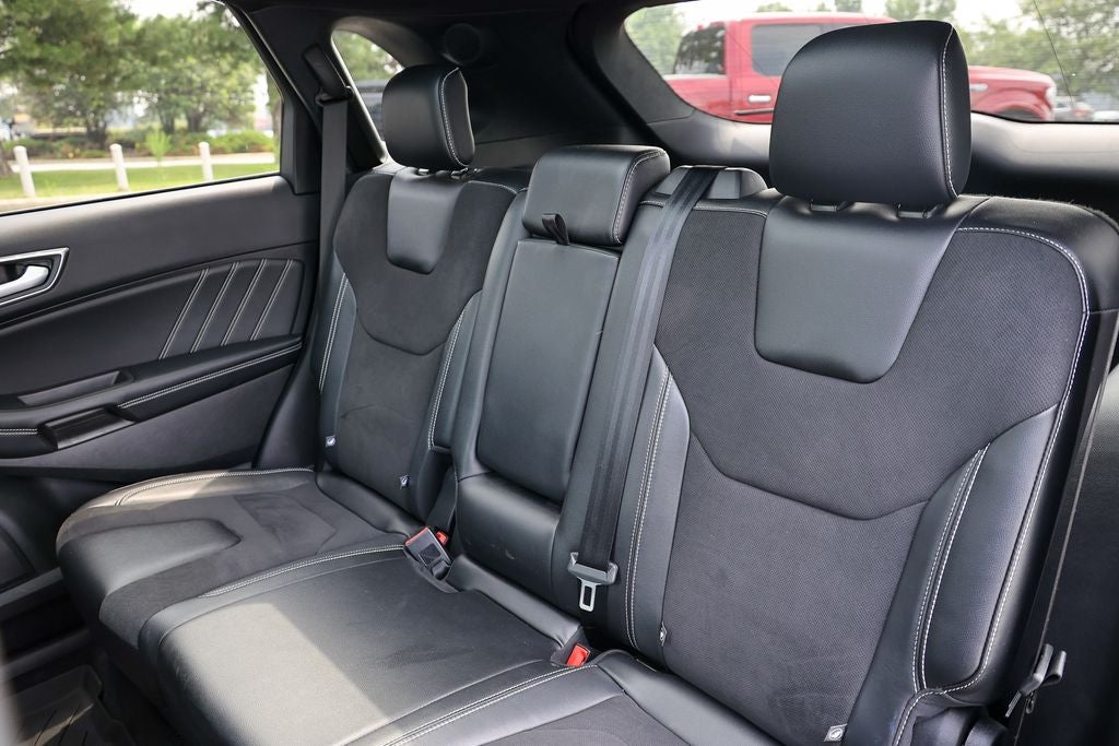 2024 Ford Edge ST