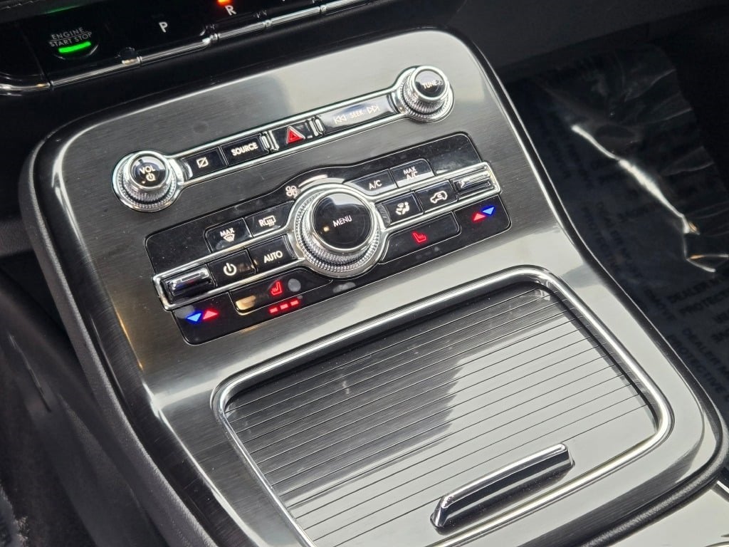 2022 Lincoln Nautilus Standard