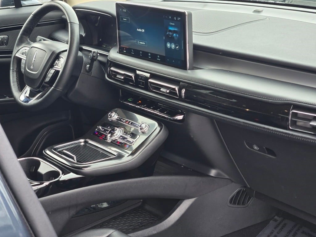 2022 Lincoln Nautilus Standard