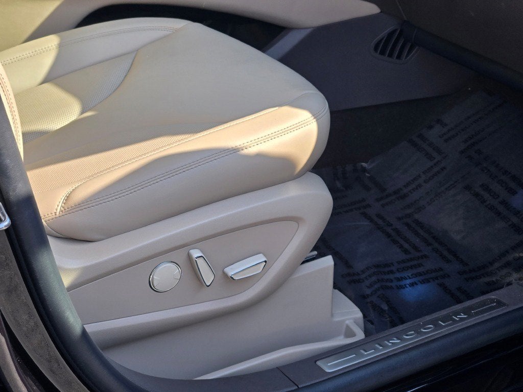 2021 Lincoln Nautilus Standard