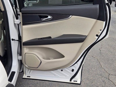 2019 Lincoln Nautilus Select