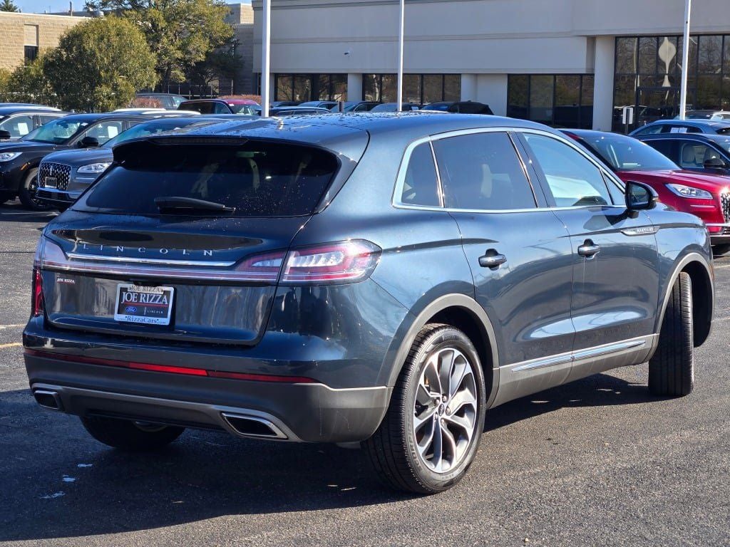 2022 Lincoln Nautilus Reserve