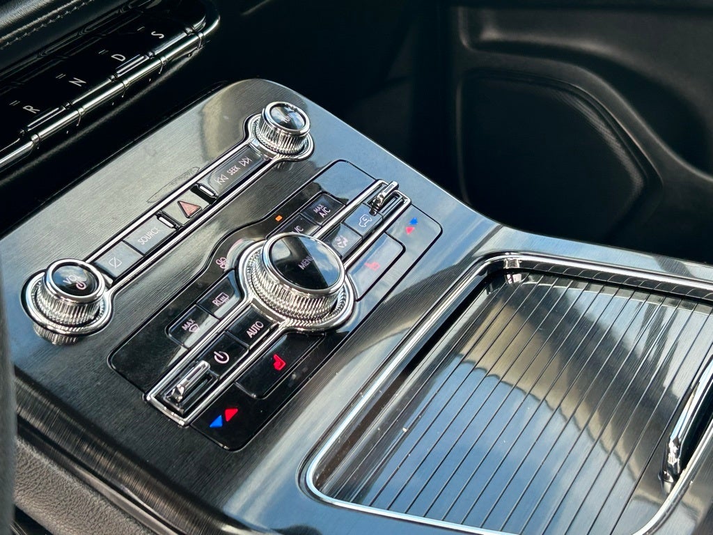 2022 Lincoln Nautilus Standard