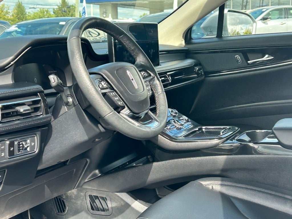 2022 Lincoln Nautilus Standard