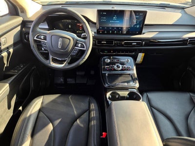 2022 Lincoln Nautilus Standard