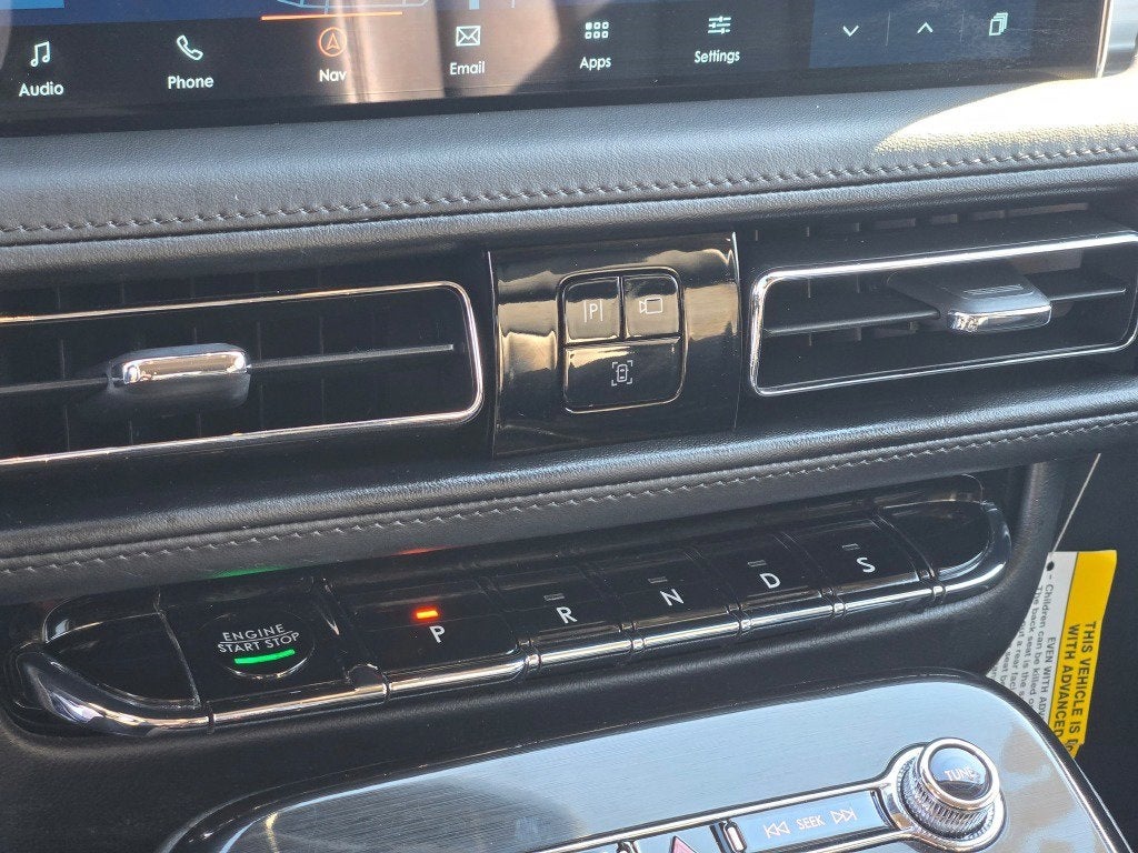 2022 Lincoln Nautilus Standard