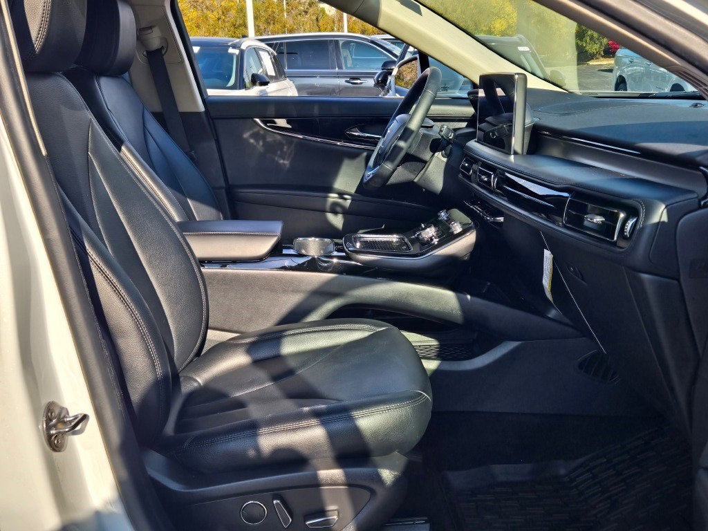 2022 Lincoln Nautilus Standard