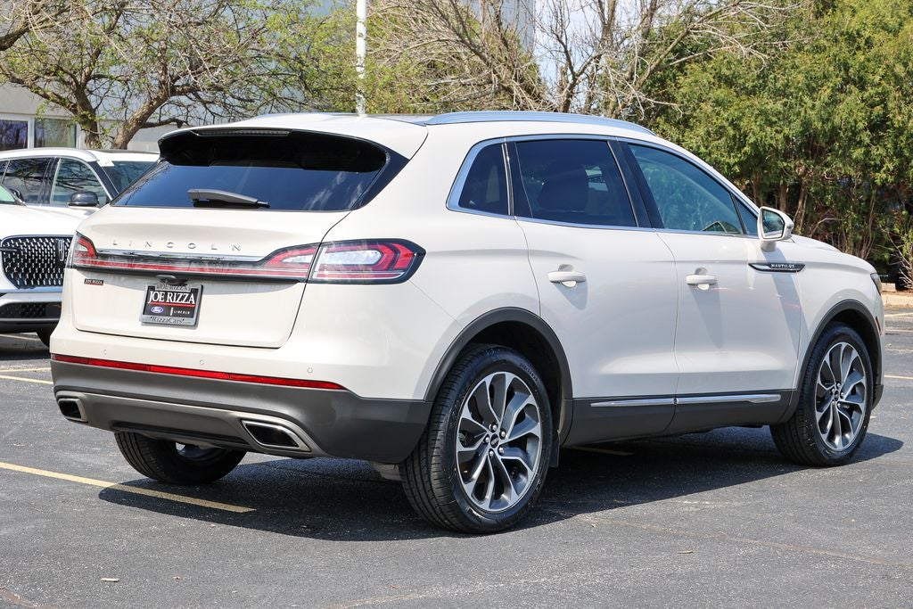 2021 Lincoln Nautilus Reserve