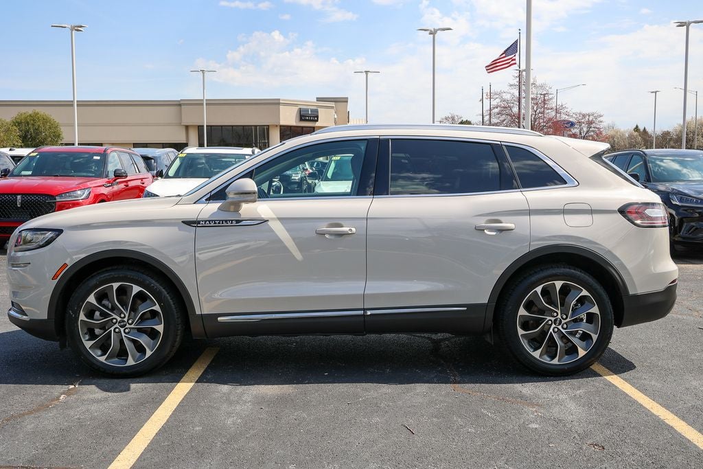 2021 Lincoln Nautilus Reserve