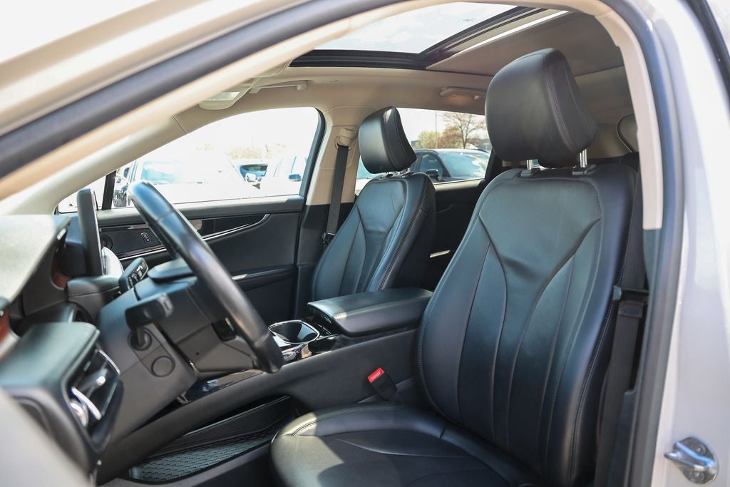 2021 Lincoln Nautilus Reserve