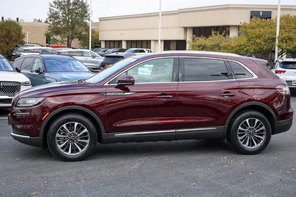 2022 Lincoln Nautilus Reserve