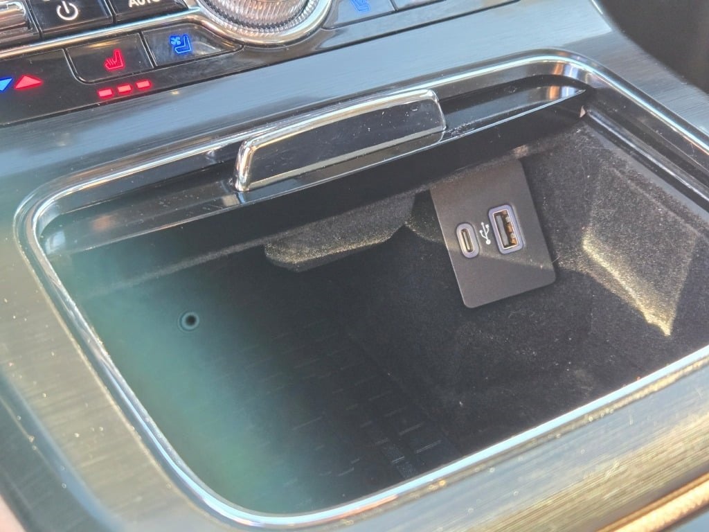 2021 Lincoln Nautilus Reserve