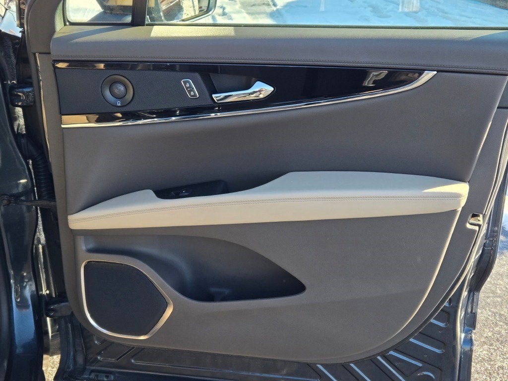 2021 Lincoln Nautilus Reserve